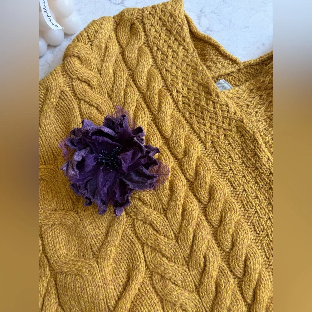Women's Mustard Merino Wool Sweater Poncho Super Soft Cable Stitch - Picture 4 of 8